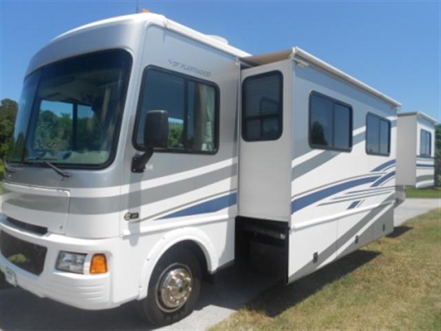 Used 2006 Fleetwood Flair 34F Class A - Gas For Sale